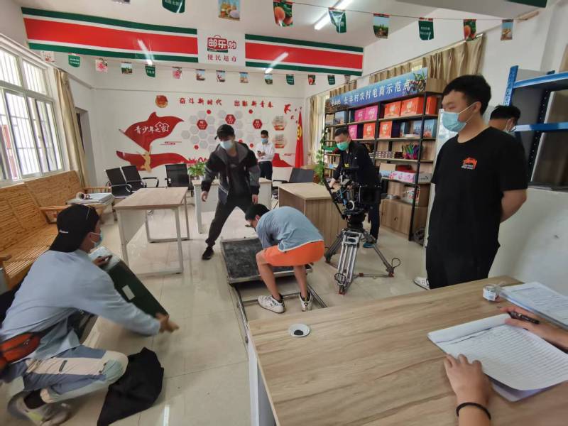 追星女孩心理学分析报告：和林格尔县广告片拍摄公司揭秘饭圈应援式传播逻辑